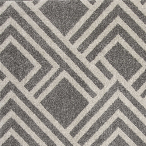 Image of 63" X 91" Grey Polypropelene Rug