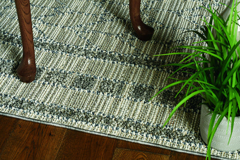 Image of 94" X 121" Grey Polypropylene Rug