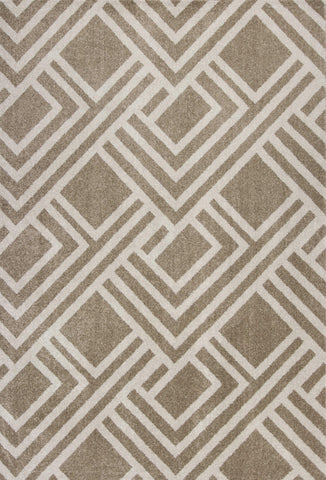 Image of 91" X 130" Beige Polypropelene Rug