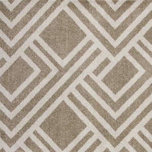 79" X 114" Beige Polypropelene Rug