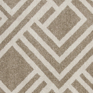 79" X 114" Beige Polypropelene Rug